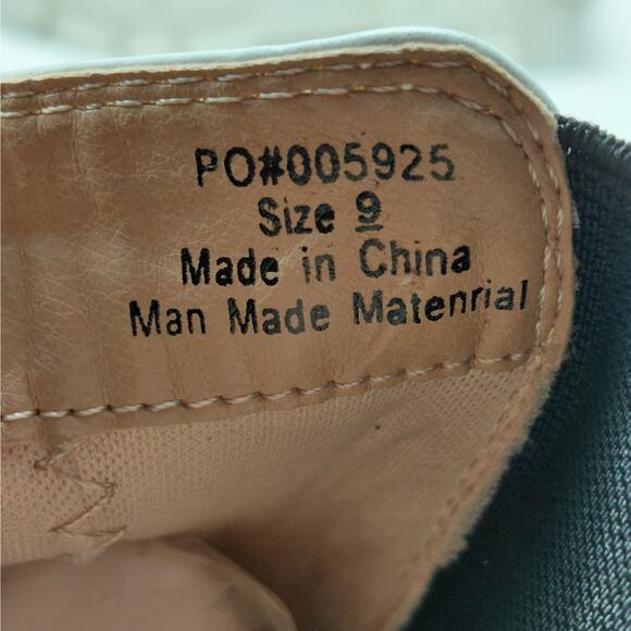 Journee Collection Womens Chelsea Ankle Boots Size 9 White Chunky Lug Sole - Picture 10 of 12